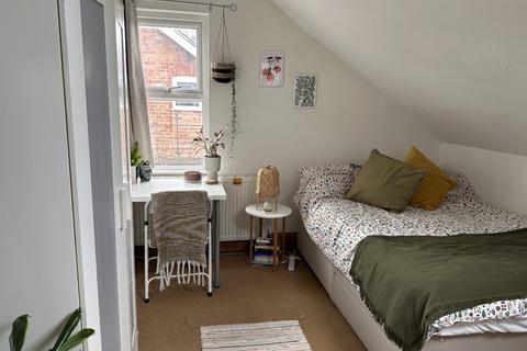 7 bedroom semi-detached house to rent, Withington M20