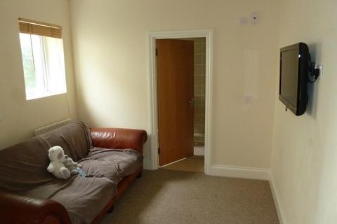 undefined, 7 Wake Street, GFF