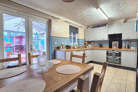 undefined, Culley Way, Hopton