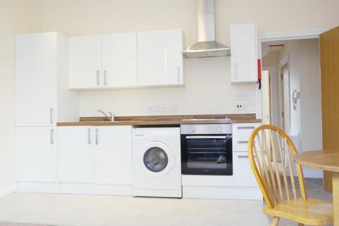 1 bedroom apartment to rent, 1 Sutherland Road F2