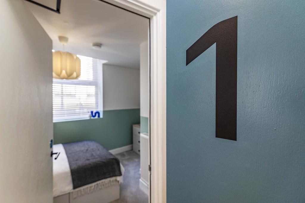 Flat1 Newcastle