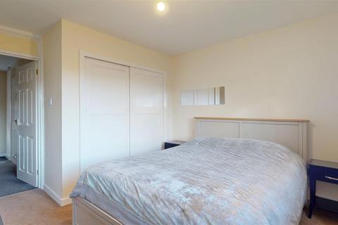 1 bedroom bungalow for sale, High Trees, Eaglestone MK6