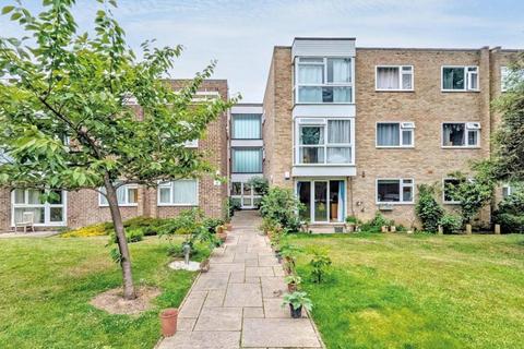 26 Cadogan Close, Beckenham, BR3 5XY