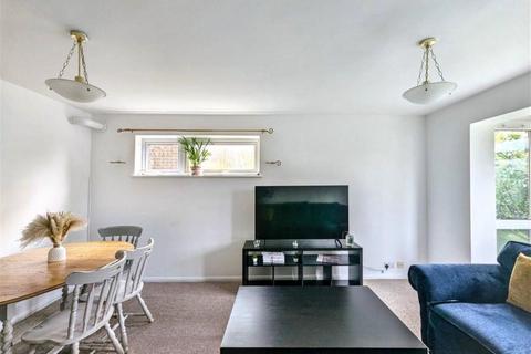 26 Cadogan Close, Beckenham, BR3 5XY