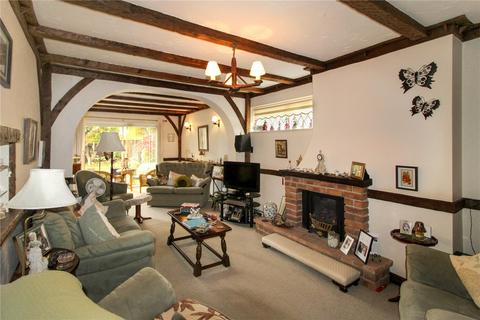 undefined, Mountdale Gardens, Leigh-on-Sea, Essex, SS9