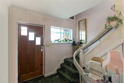 undefined, Mountdale Gardens, Leigh-on-Sea, Essex, SS9