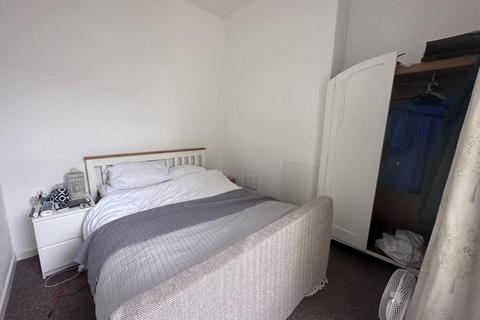 undefined, 5 Radnor Street, Flat B