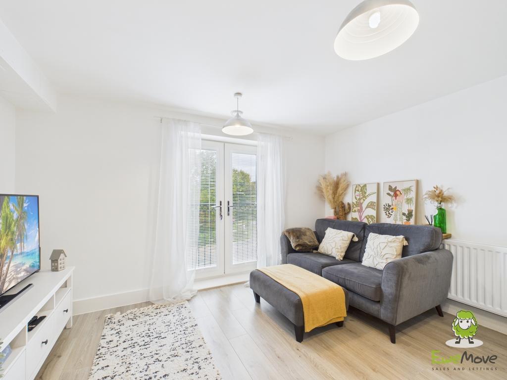 Ewe Move Estate Agents Basingstoke - Coliseum Court