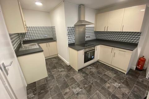 3 bedroom flat to rent, London Road,L3 5LN
