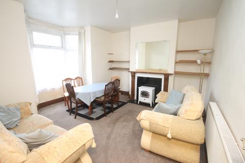 3 bedroom terraced house to rent, Abbeydale Road, Nether Edge, Sheffield, S7