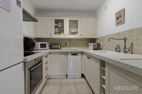 1 bedroom ground floor flat for sale, Higher Erith Road, Glenside Court Higher Erith Road, TQ1