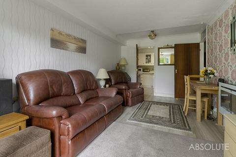 1 bedroom ground floor flat for sale, Higher Erith Road, Glenside Court Higher Erith Road, TQ1