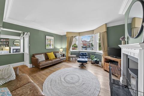 4 bedroom semi-detached house for sale, Park View, Kettering NN16
