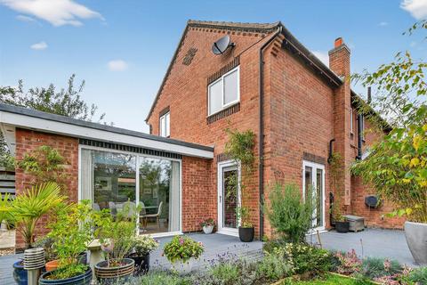 undefined, Beckside, Elvington, York