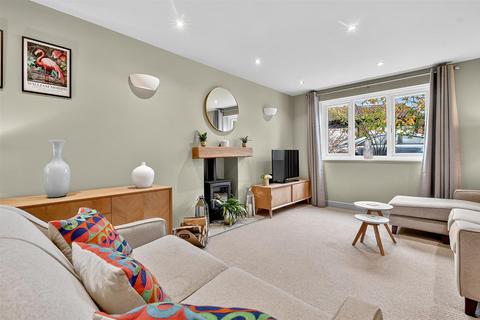 4 bedroom detached house for sale, Beckside, Elvington, York