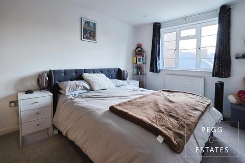 2 bedroom flat for sale, Ansteys Court, Torquay