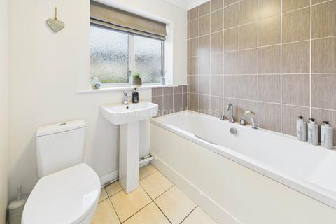 15 Birch Crescent, Johnstone, PA5 0DD
