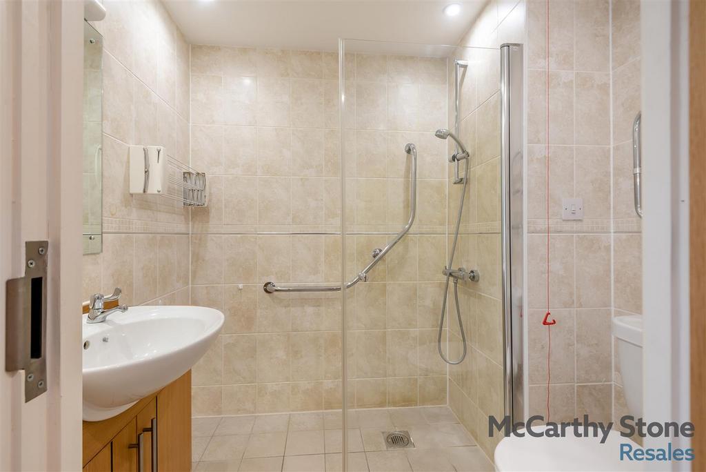 8666191-interior08.jpg