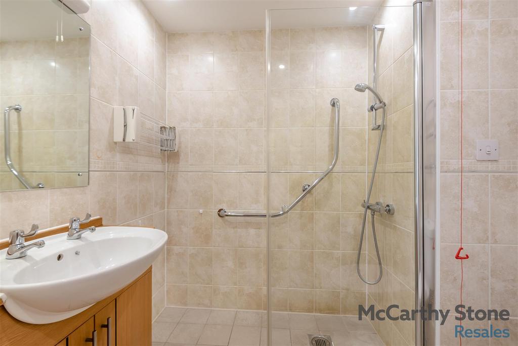 8666191-interior07.jpg