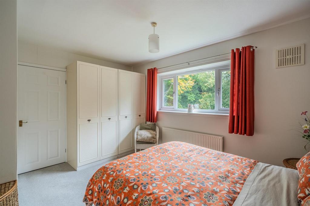 2 Tynewydd North Close-4.jpg