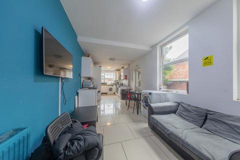 6 bedroom house of multiple occupation for sale, Clara Street, Coventry CV2