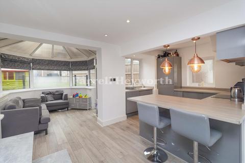 3 bedroom house for sale, Mallowdale Road, Lancaster LA1