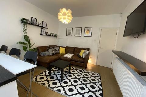 7 Holly Grove, B29 6EQ
