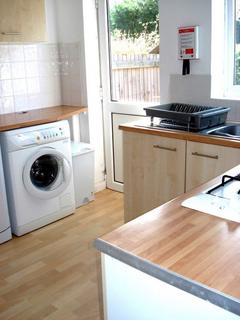 3 bedroom house to rent, 130 Poole Crescent, B17 0PD