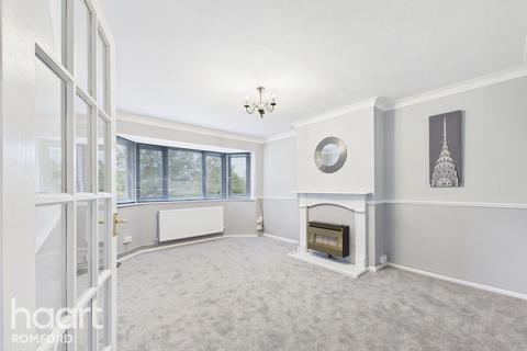undefined, Lowlands Gardens, Romford, RM7 9NL