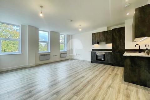 2 bedroom apartment to rent, The Grove, Slough SL1