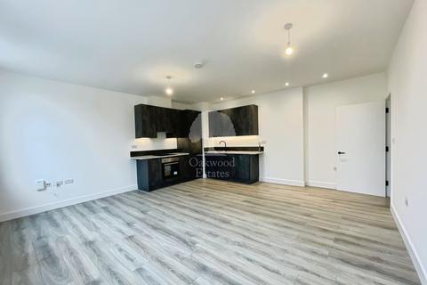 2 bedroom apartment to rent, The Grove, Slough SL1