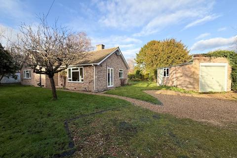 3 bedroom detached bungalow for sale, Shelford Park Avenue, Great Shelford, Cambridge