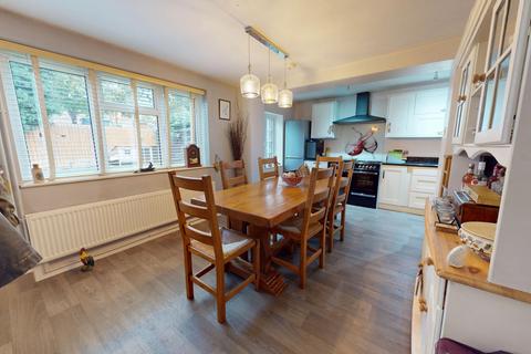 undefined, Northampton Road, Ecton, NN6 0QQ