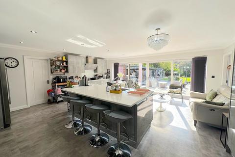 undefined, High Hill, Wolverhampton WV11