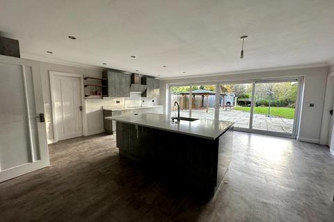 undefined, High Hill, Wolverhampton WV11