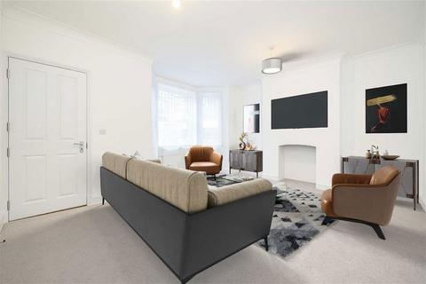 undefined, Southwark Bridge Road, London SE1
