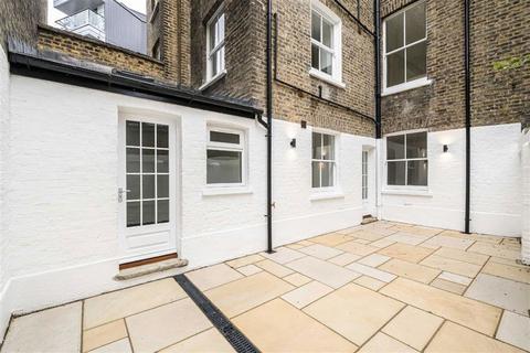 undefined, Southwark Bridge Road, London SE1