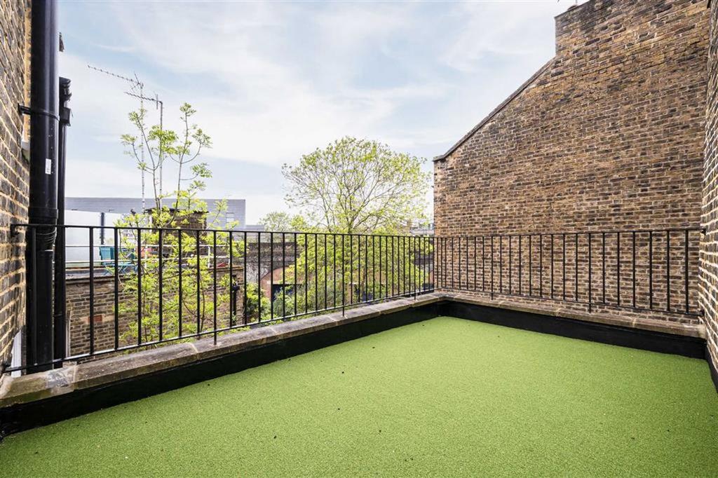 Roof terrace view, roof terrace