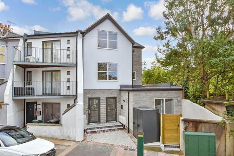 2 bedroom ground floor flat for sale, Lowther Road, Brighton, East Sussex