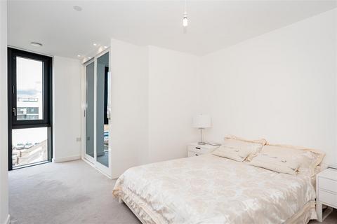 1 bedroom flat for sale, Goodwin Street, Finsbury Park