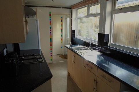 4 bedroom house to rent, 4 Rose Cottages, B29 6EF