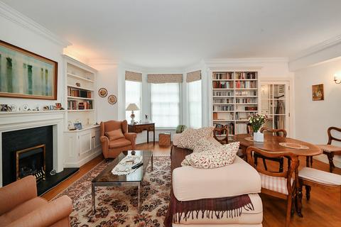 2 bedroom flat for sale, 49 Gloucester Road, London SW7
