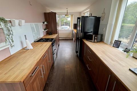 3 bedroom townhouse for sale, Wilson Road, Wyke, Bradford