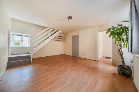 2 bedroom end of terrace house for sale, Stone Manor, STROUD GL5