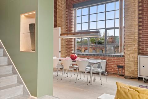 2 bedroom flat to rent, Chocolate Studios, 7 Shepherdess Place, London