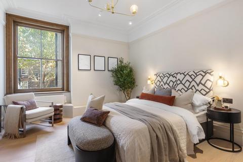 undefined, Southampton Row, London, WC1B