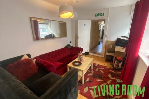 5 bedroom house to rent, Nicholl Street, Swansea,