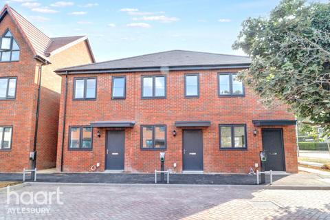 undefined, The Dinton, Aylesbury