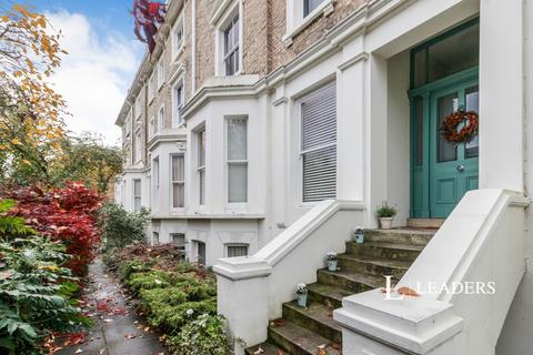 2 bedroom flat to rent, Surbiton Road, Kingston upon Thames, KT1