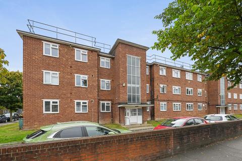 Greenford Road, Greenford